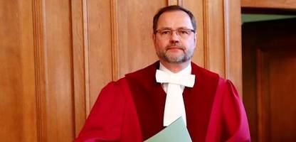 migrationspolitik: präsident des bundesverwaltungsgerichts kritisiert alexander dobrindt