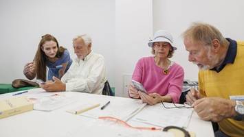 Senioren oft einsam und von der digitalen Welt abgeschnitten