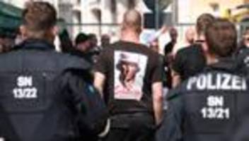 neonazis in brandenburg: wie anhänger des dritten wegs für den straßenkampf trainieren