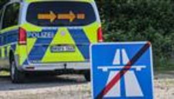Sperrung bis mindestens Montag: Olivenöl auf A2: Fahrtrichtung Berlin bleibt gesperrt