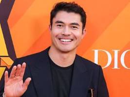 Beschränkungen und Erwartungen: Henry Golding nennt James-Bond-Rolle Albtraum jedes Schauspielers