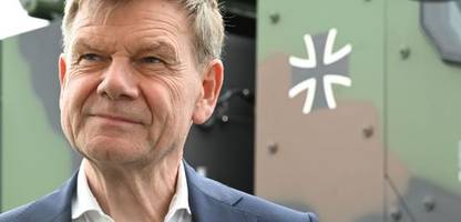 Johann Wadephul (CDU): Außenminister sagt, Russland bedrohe direkt auch unser Leben in Deutschland