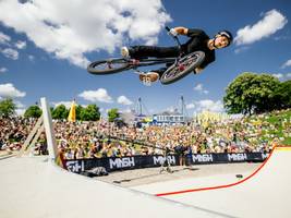 actionsport-festival mash: extremsport mit gruß von oben