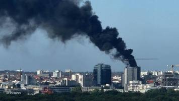 brand auf hochhaus-baustelle in berlin-tiergarten