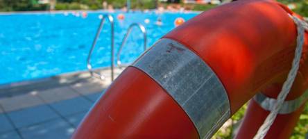 Fünfjähriges Mädchen musste im Burgauer Freibad reanimiert werden
