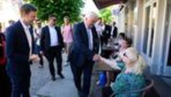 bundespräsident in neuruppin: steinmeier zu besuch: nicht hier, um große reden zu halten