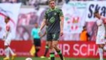 Fußball-Bundesliga: Zu Nmecha: Bornauw wechselt von Wolfsburg nach Leeds