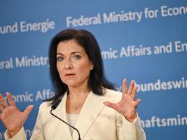 Energieversorgung: Bundesregierung setzt Alarmstufe Gas aus