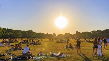 Hitze in Hamburg: Diese Tipps und Notfall-Nummern sollten Sie kennen
