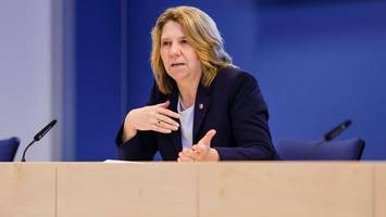 Land startet Kompetenzzentrum für Justizgutachten