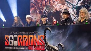 legendäre rockband scorpions erhält eigene briefmarken