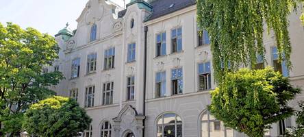 in augsburger klassenzimmern ist es teils unerträglich heiß