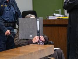 schwurgericht münchen: lange haftstrafe für 90-jährige, die ihre freundin mit kochtopf erschlagen hat