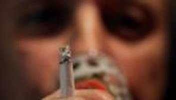 Gesundheit: WHO: Tabak und Alkohol sollen 50 Prozent teurer werden