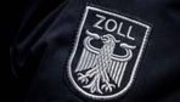 Kölner Flughafen: Zollhündin erschnüffelt Drogen im Wert von rund 600.000 Euro