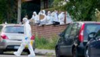 Stichverletzungen: Mann vermutlich bei Streit in Frankfurter Wohnung getötet