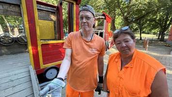 zauberspielplatz im volkspark wilmersdorf: kippe, glas, papier