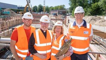 neue u5: erzbistum macht tunnelbauern ein besonderes geschenk