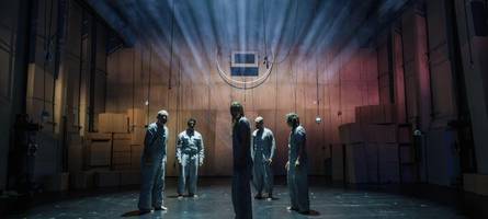 gegen das verdrängen und vergessen: „gesänge vom Überleben“ - eine uraufführung am staatstheater augsburg