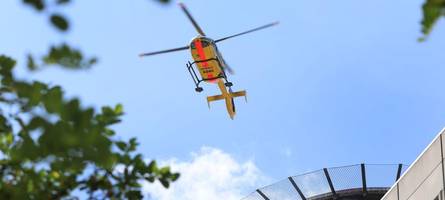 tödlicher unfall: 16-jähriger stirbt nach crash mit verkehrsschild