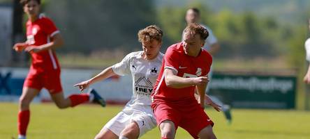Der FC Ehekirchen holt ein Mittelfeld-Duo aus der Kreisliga: Das sind die wichtigsten Wechsel in der Region Augsburg