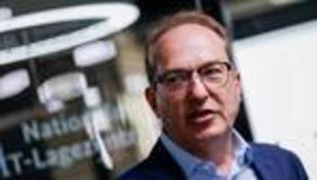 Cyber-Angriffe: Dobrindt will mehr in Cyber-Sicherheit investieren