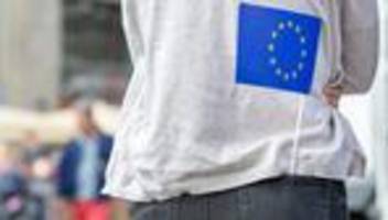 jugend: junge europäer sehen demokratie gefährdet