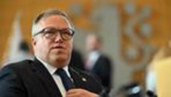 Waldbrand: Waldbrand: Ministerpräsident Voigt dankt Kräften für Einsatz