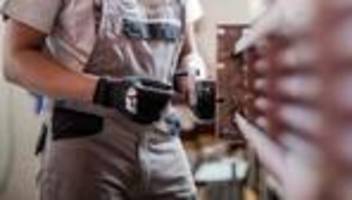Zukünftige Fachkräfte: Netzwerk: Geflüchtete in Ausbildung nicht abschieben