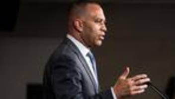 Hakeem Jeffries: Demokrat verzögert Abstimmung von Steuergesetz durch endlose Rede