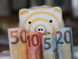 Entscheidend ist das Sparziel: Geld fürs Kind anlegen? So machen es Eltern richtig