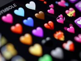 Ersatz für Mimik und Gestik: Welche Wirkung haben Emojis in Textnachrichten?
