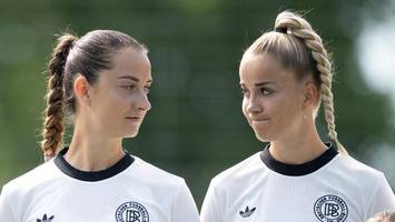 DFB-Frauen vor EM-Auftakt: Jetzt bloß nicht stolpern