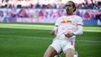 Fußball: Bericht: Poulsen will von RB Leipzig zum HSV wechseln