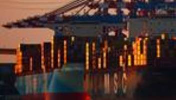Hamburger Hafen: Zwei Millionen Container mehr im Jahr