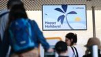 Sommerurlaub: Schulferien-Start am Frankfurter Flughafen