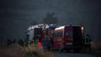 Waldbrände: Steillagen und Glutnester fordern Feuerwehrleute heraus