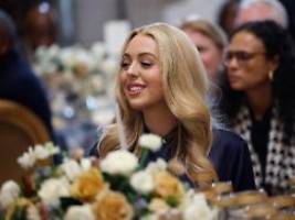 liebe unseres lebens: tiffany trump zeigt erstmals das gesicht ihres sohnes