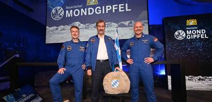 Markus Söder träumt vom Mond