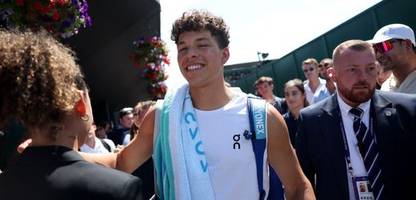 wimbledon 2025: ben shelton stand 70 sekunden auf dem platz, schlug drei asse und war eine runde weiter