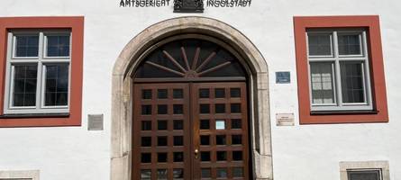 impfärztin vor gericht: patienten berichten von problemen nach einer impfung