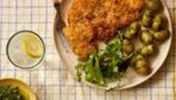 Knuspriges Huhn mit grüner Chilisoße: Das ist ruck-Zhoug fertig!