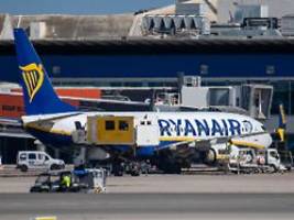 Feuer in Boeing 737 von Ryanair: 18 Verletze nach Flugzeug-Brand auf Mallorca