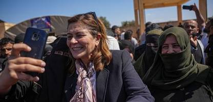 Syrien: Hind Kabawat über die Zukunft ihres Landes, Frauenrechte und Islamisten