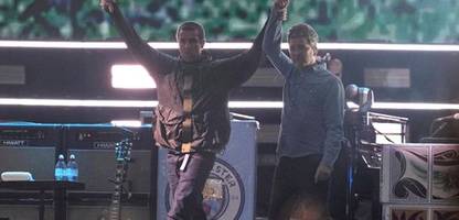 Oasis-Comeback: Gallagher-Brüder starten Welttournee in Cardiff