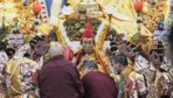 Tibet: Dalai Lama feiert 90. Geburtstag