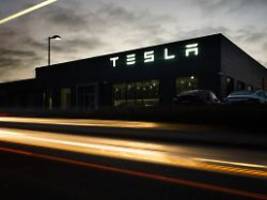 Fokus doch nicht auf Tesla?: Investor kritisiert Musk für Parteigründungs-Pläne