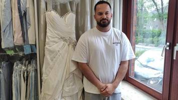 Brautkleid hängt seit 19 Monaten in Reinigung: Wer hat es vergessen?