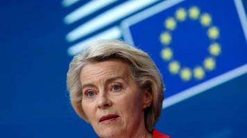 Vorwürfe gegen von der Leyen: EU-Parlament debattiert Misstrauensvotum gegen Kommission