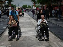 krankenversicherung in china: besser reich und gesund